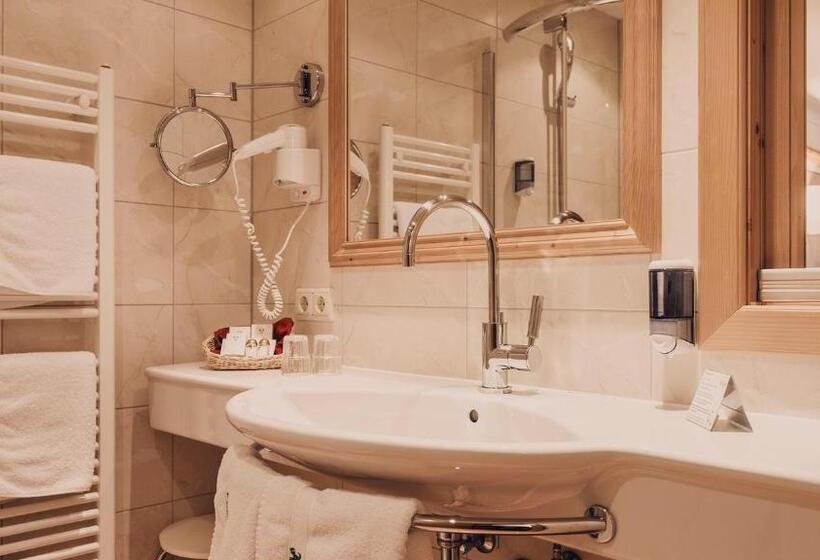 جناح عائلي, Auhof Kappl