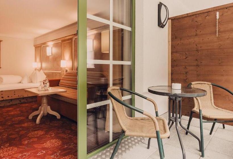 جناح عائلي, Auhof Kappl