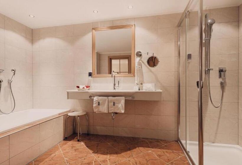 جناح, Auhof Kappl