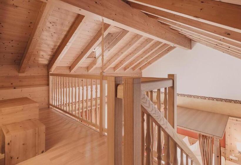 جناح سوبيريور, Auhof Kappl