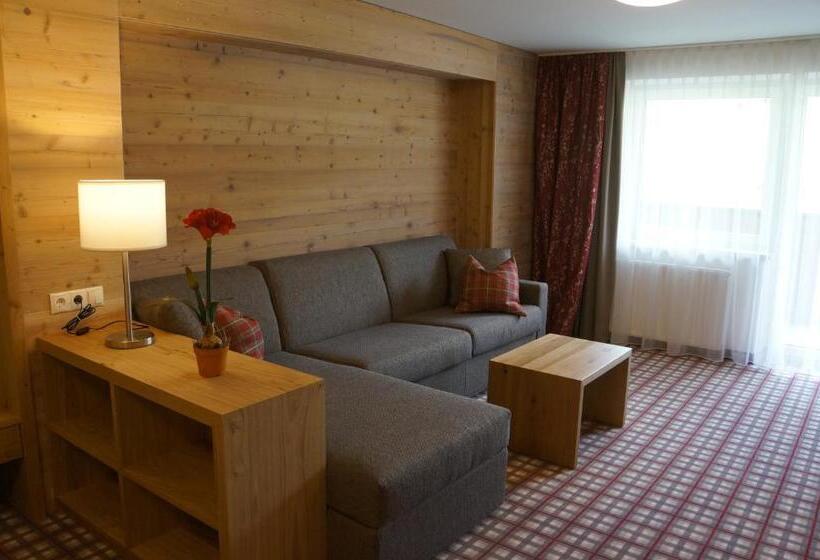 غرفة قياسية ثلاثية, Bergblick