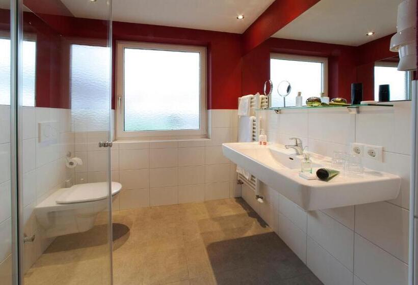 스탠다드 룸, Bruno