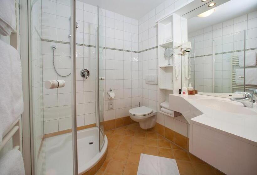 스탠다드 룸, Bruno