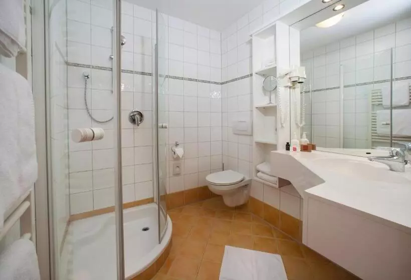Habitació Estàndard, Bruno