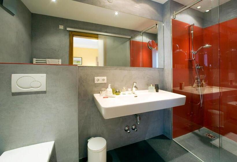 스탠다드 룸, Bruno