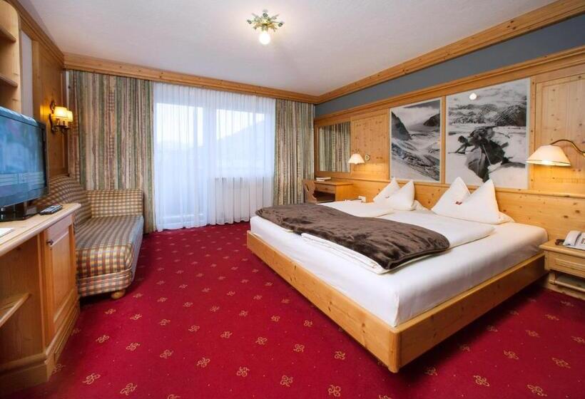 이코노미 룸, Bruno