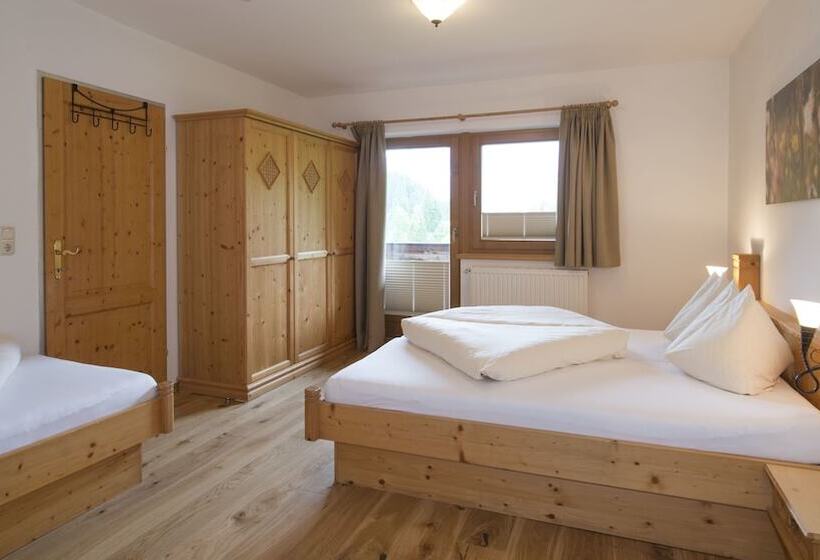 バルコニー付２ベッドルームアパートメント, Ferienappartements Landhof