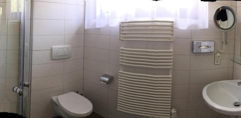 חדר סטנדרט נוף לאגם, Seehaus Kärnten Inn Mit Direktem Seezugang Und E Ladestation