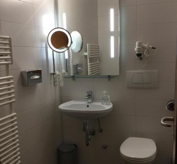 חדר סטנדרט נוף לאגם, Seehaus Kärnten Inn Mit Direktem Seezugang Und E Ladestation