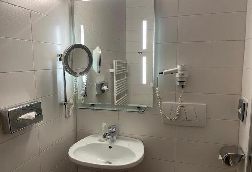 חדר סטנדרט, Seehaus Kärnten Inn Mit Direktem Seezugang Und E Ladestation