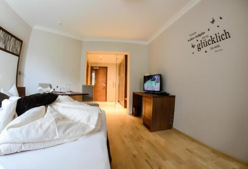 Классический Номер, Jennys Schlössl