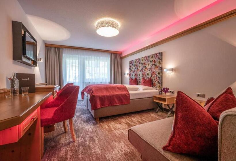 Quarto Triplo Comfort, Jägerhof Und Jagdhaus