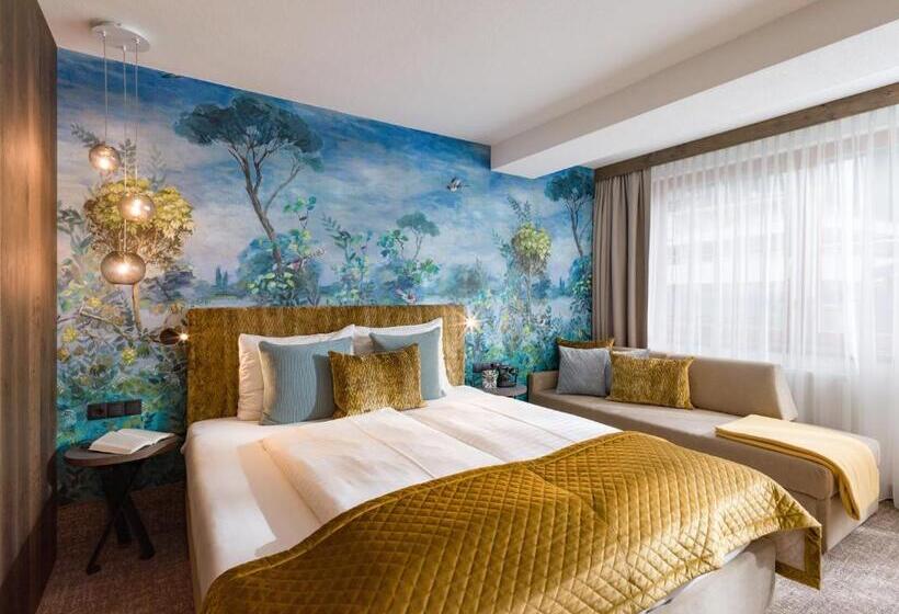 Quarto Triplo Comfort, Jägerhof Und Jagdhaus