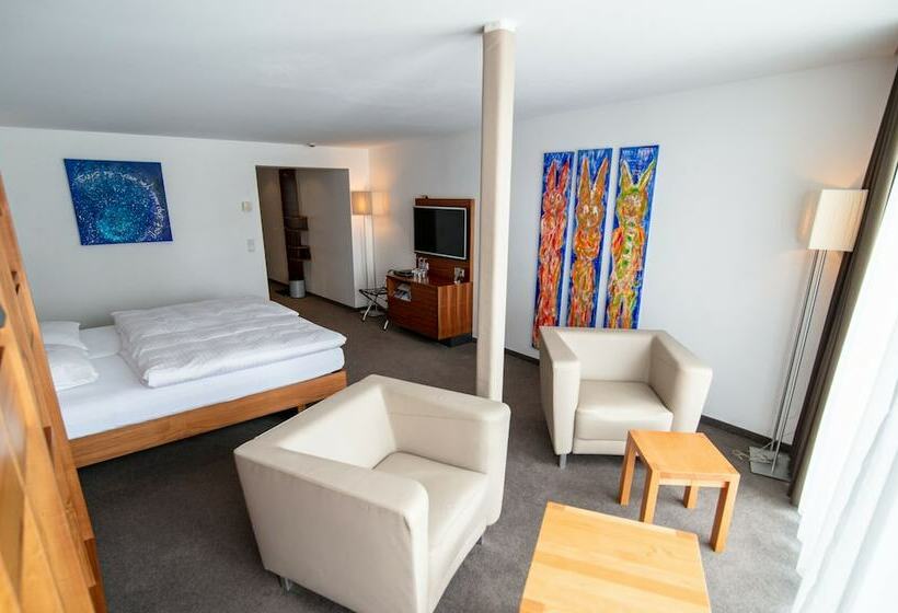 디럭스 룸, Pepis Ski