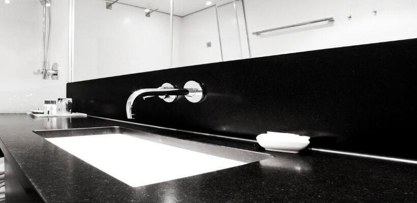 디럭스 룸, Pepis Ski