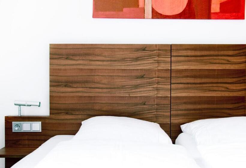 수피리어 룸, Pepis Ski