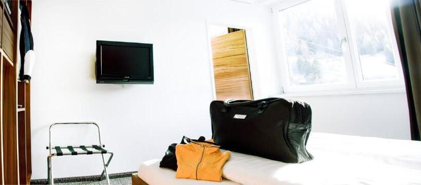 스위트, Pepis Ski