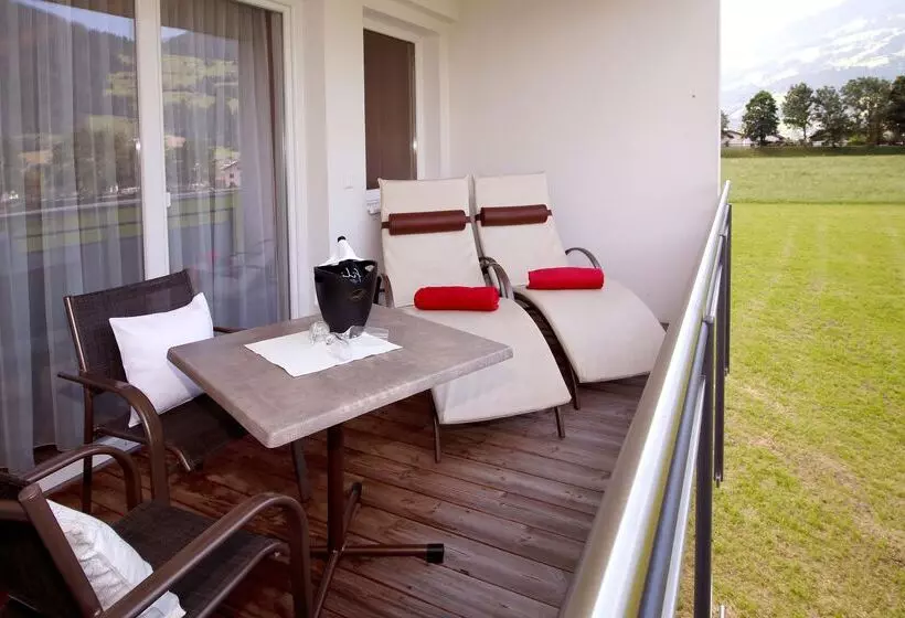 テラス付きジュニアスイート, Zum Senner Suites Zillertal