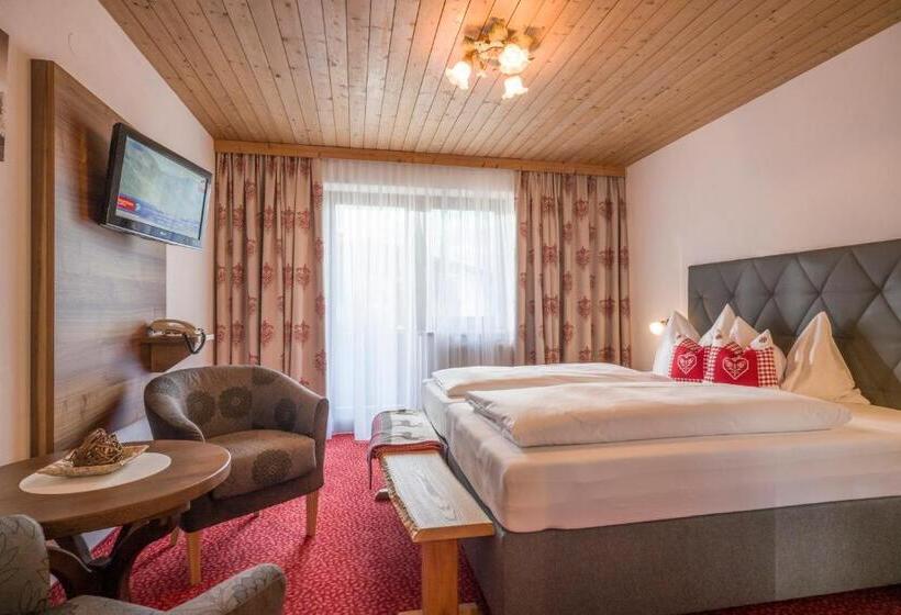 Номер Стандарт с Балконом, Landhaus Zillertal