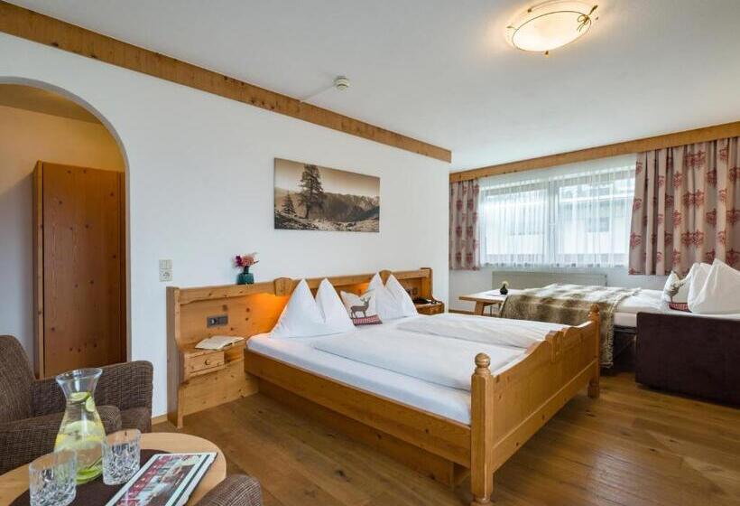 Семейный Номер, Landhaus Zillertal