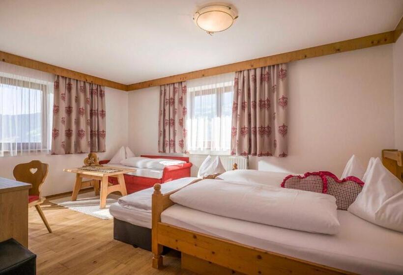 Семейный Номер, Landhaus Zillertal