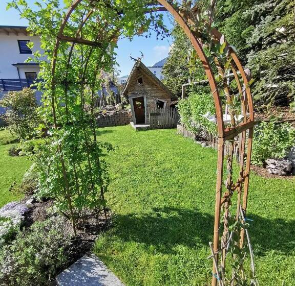 Семейный Номер, Landhaus Zillertal