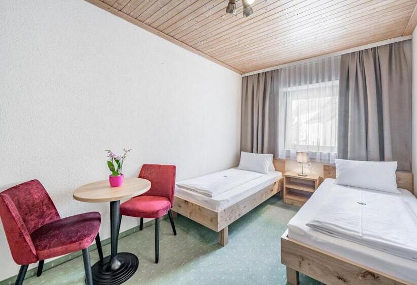 标准间, Gasthof Schroll