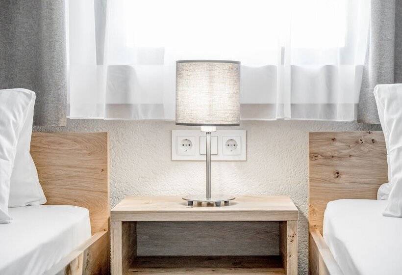 标准间, Gasthof Schroll