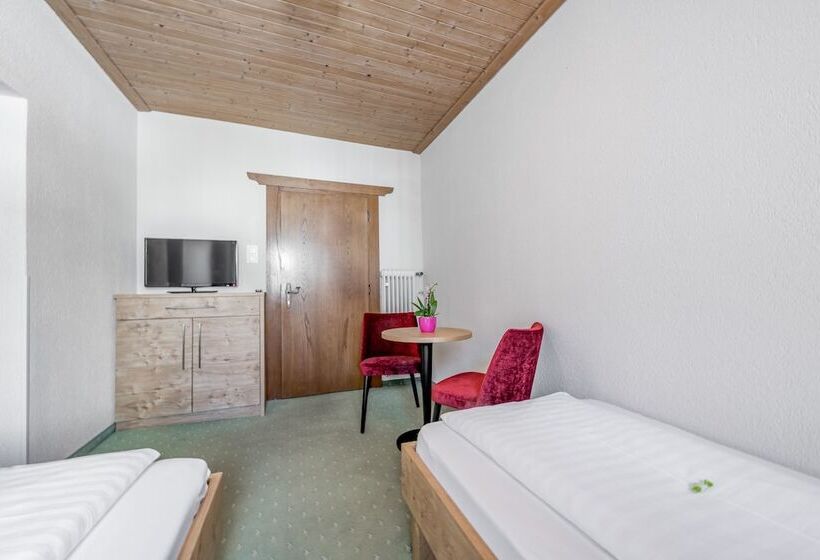 标准间, Gasthof Schroll