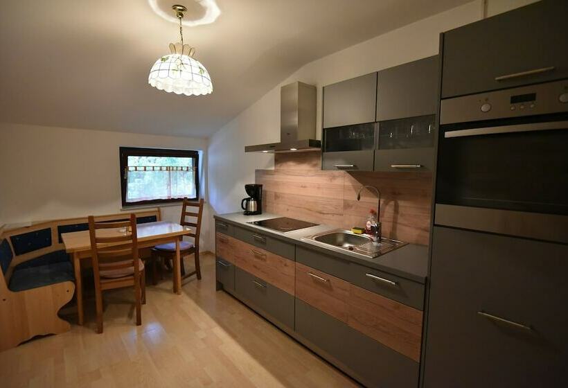 شقة غرفتين, Gästehaus Zwischenberger