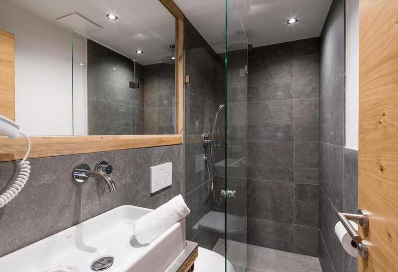 اتاق استاندارد یک نفره, Tennenwirt Hotel & Guesthouse