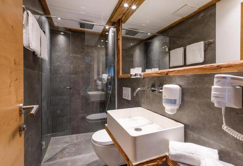 اتاق استاندارد یک نفره, Tennenwirt Hotel & Guesthouse