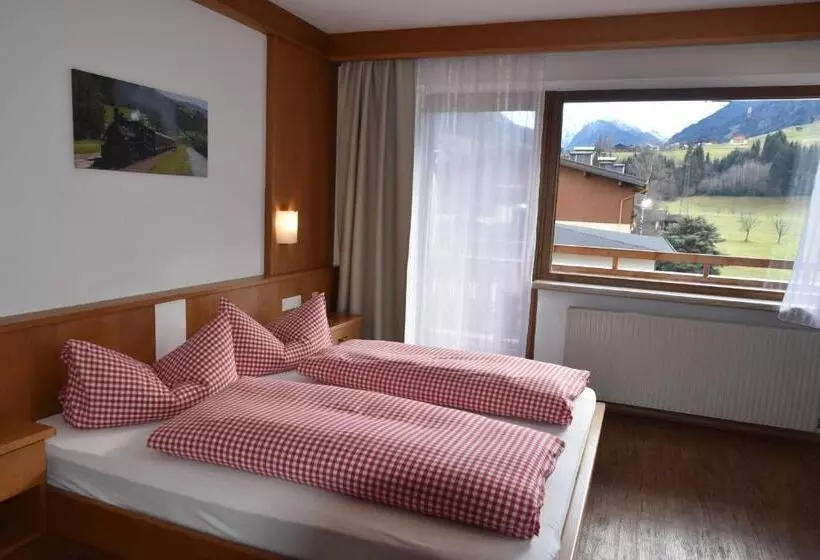 スタンダード４人部屋, Alphotel Mittersill