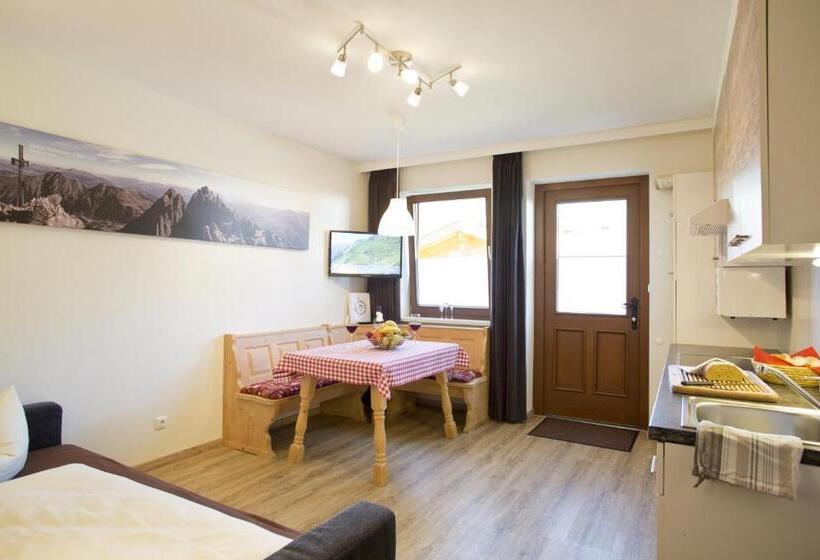 Апартаменты 1 Спальня, Alphotel Mittersill