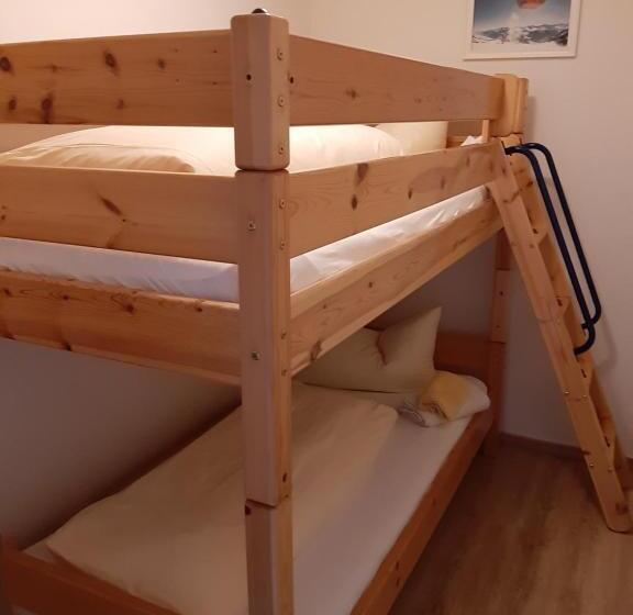 Апартаменты 3 Спальни, Alphotel Mittersill