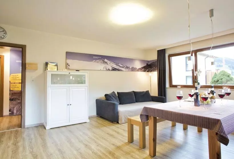 ３ベッドルームアパートメント, Alphotel Mittersill