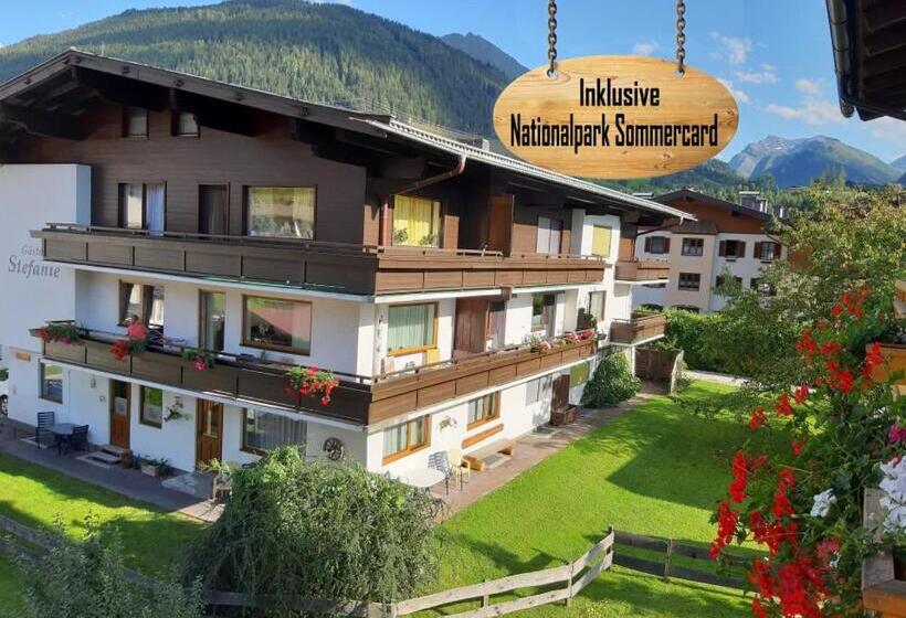 דירת שלושה חדרים, Alphotel Mittersill