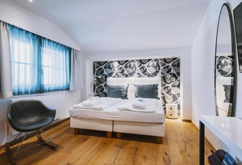 高级大房间, Flachauerhof