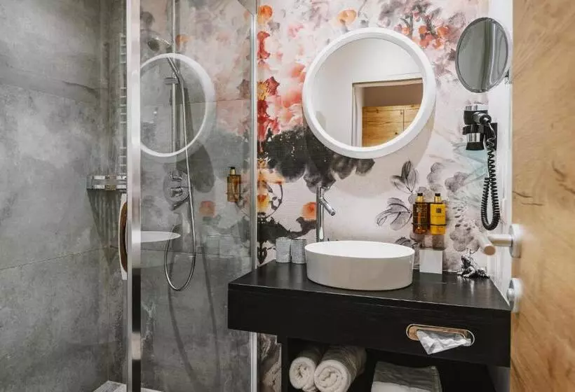Deluxe Room with Balcony, Flachauerhof