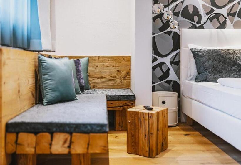 带阳台的豪华间, Flachauerhof