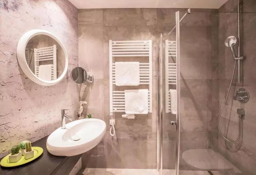 Deluxe Room with Balcony, Flachauerhof