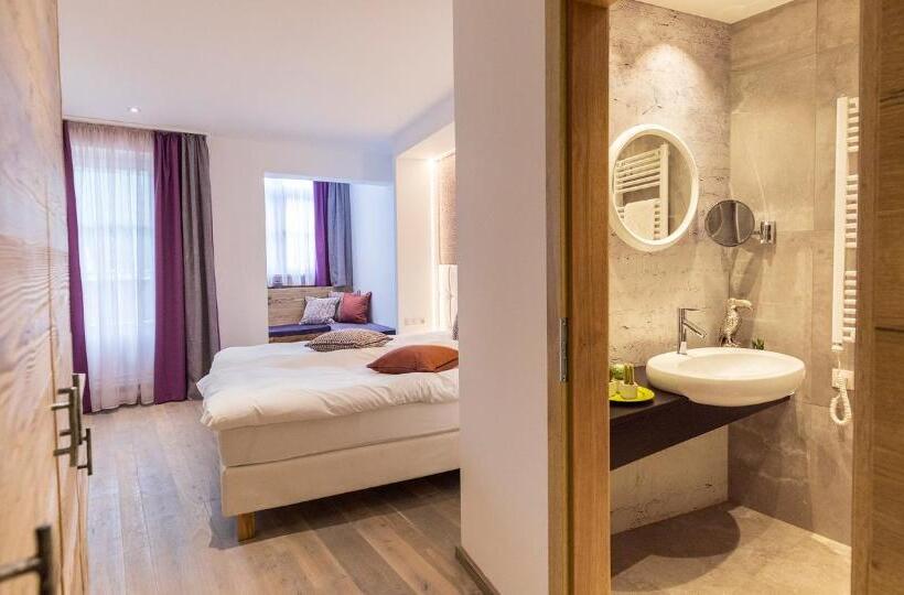 经济房, Flachauerhof