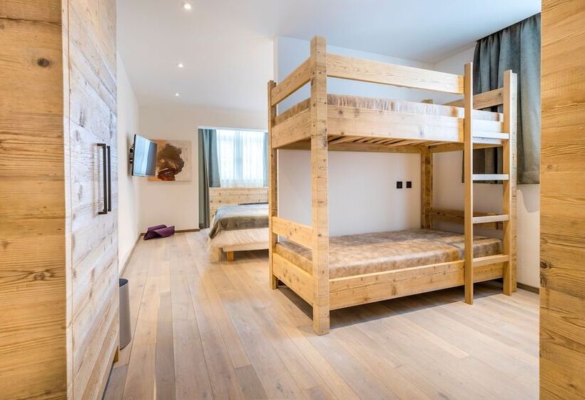 家庭间, Flachauerhof