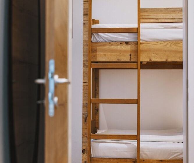 家庭间, Flachauerhof