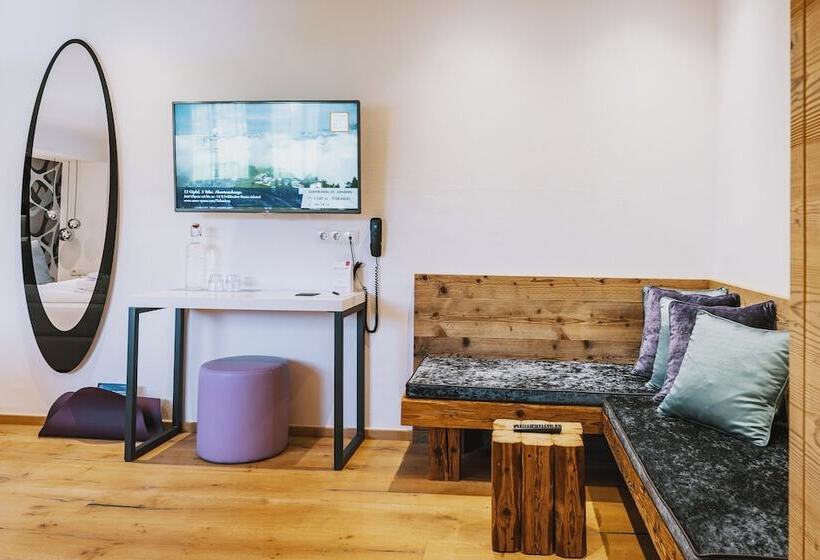 经济房, Flachauerhof