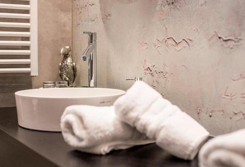 经济房, Flachauerhof