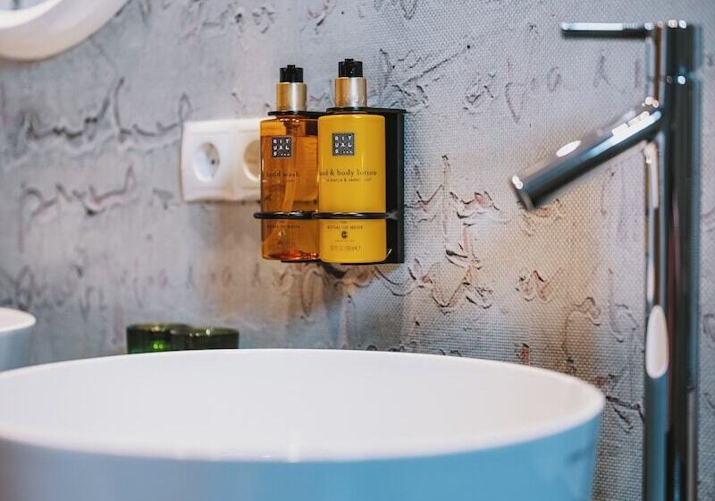 家庭间, Flachauerhof