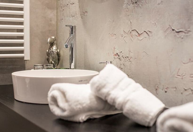 经济房, Flachauerhof