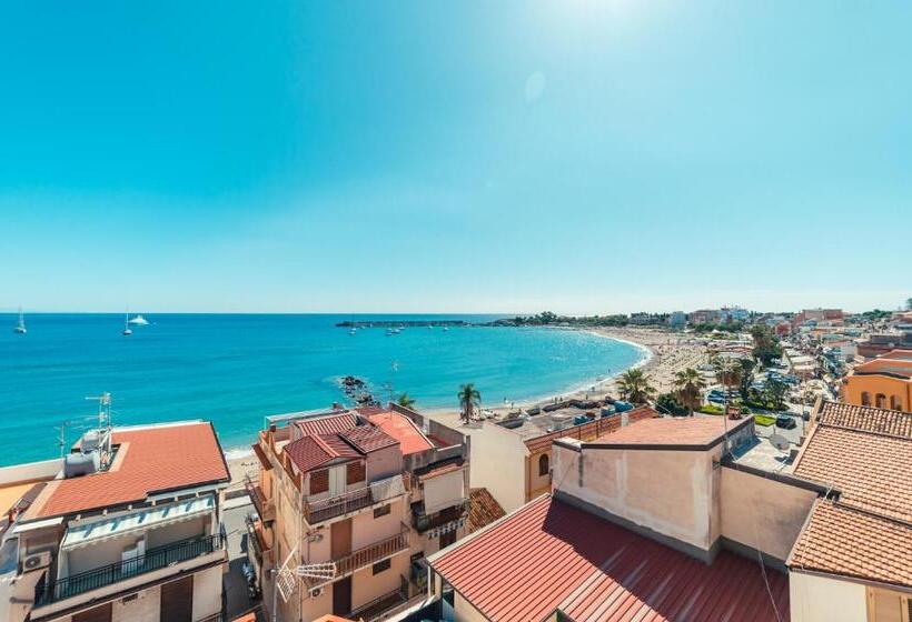 オーシャンビュースーペリアールーム, B&b Marranzano