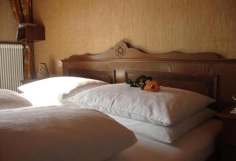 غرفة قياسية, Krönhof